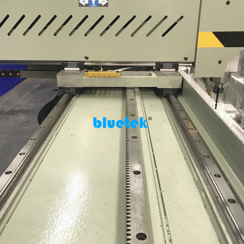 Square guide rail of Aluminium Window Door Processing Center