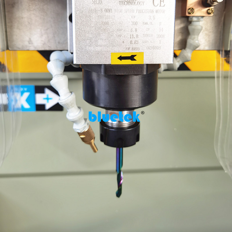 Milling head of CNC machine for aluminium windows Milling head of CNC machine for aluminium windows