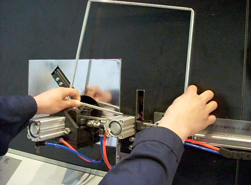 Insulating Glass Aluminium Spacer Bar Bending Machine Insulating Glass Aluminium Spacer Bar Bending Machine