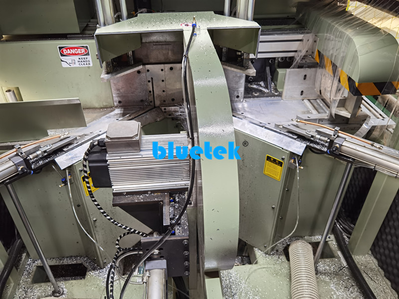 Cutting 45 and 90 degrees Cutting 45 and 90 degrees