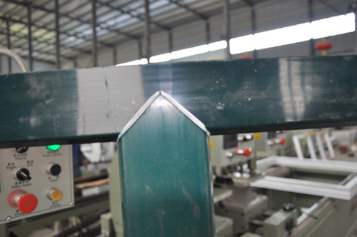 V Mullion by Welding V Mullion by Welding