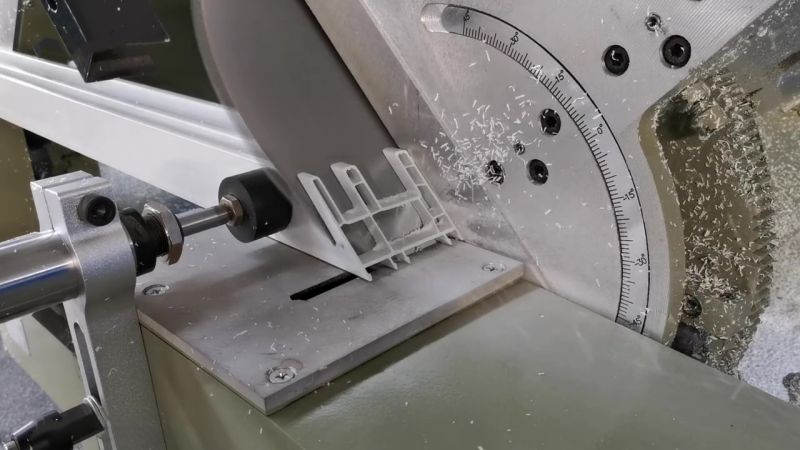 45 Degrees Cutting of PVC Window Double Mitre Cutting Saw 45 Degrees Cutting of PVC Window Double Mitre Cutting Saw
