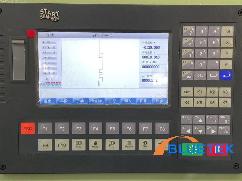 Program setting of UPVC window manufacturing machine