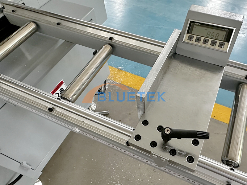 Digital display end-stop of Single Head Aluminium Profile Cutting Machine Digital display end-stop of Single Head Aluminium Profile Cutting Machine