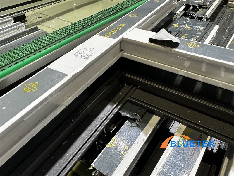 Aluminum Window Mullion Produced by Aluminum Window Mullion Cutting Milling Center