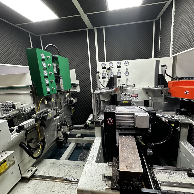 Composite processing cabin of Aluminum Window Door Workstation, SZA610 Composite processing cabin of Aluminum Window Door Workstation, SZA610