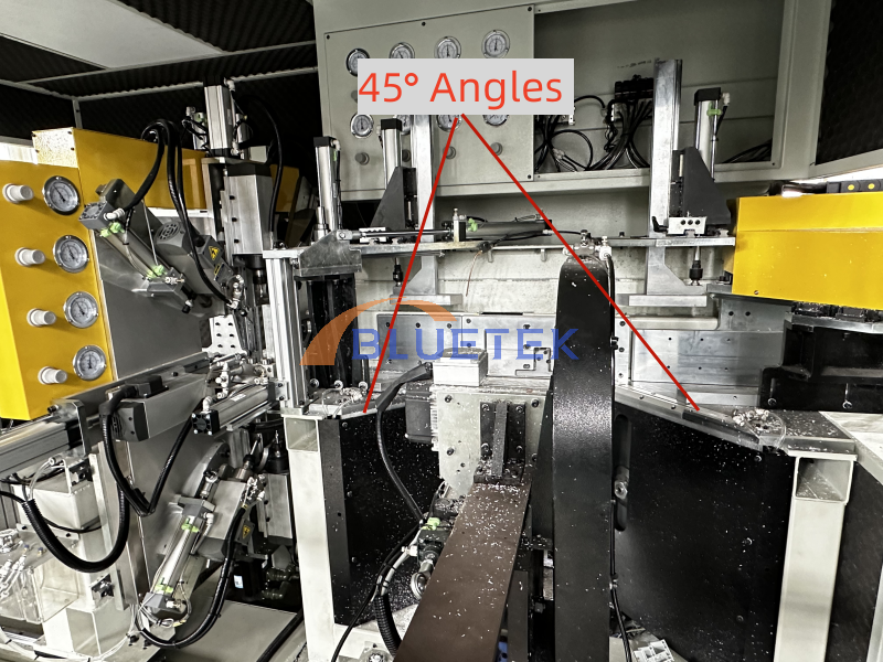 45° Cutting of UPVC Window Door Machining Center 45° Cutting of UPVC Window Door Machining Center