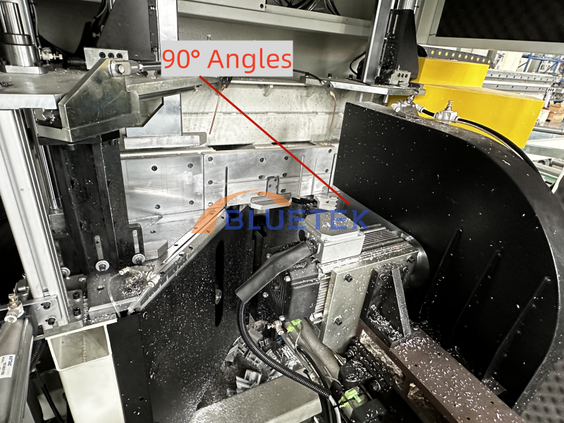 90° Cutting of UPVC Window Door Machining Center 90° Cutting of UPVC Window Door Machining Center